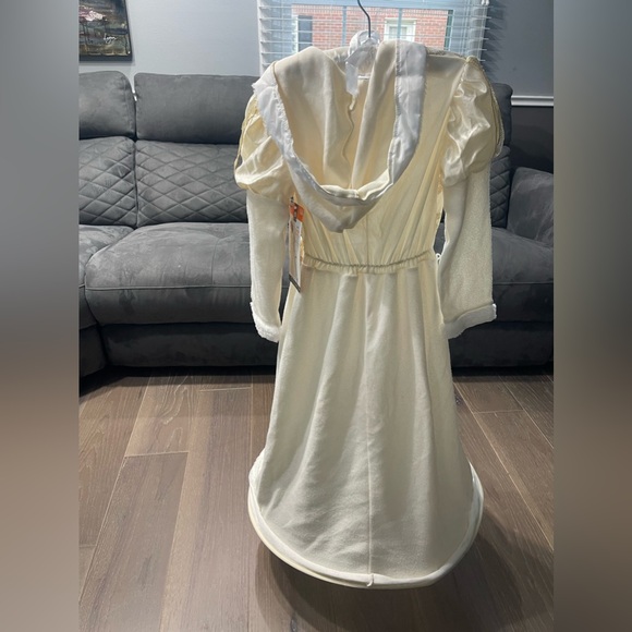 Target Snow Queen child costume. NWT medium 7-8 - Picture 4 of 4